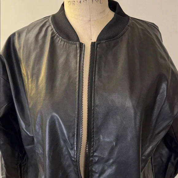 Women's Black Bomber Jacket faux leather - Picture 2 of 6